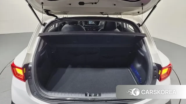 Kia Stonic id 3302731 из Кореи 11