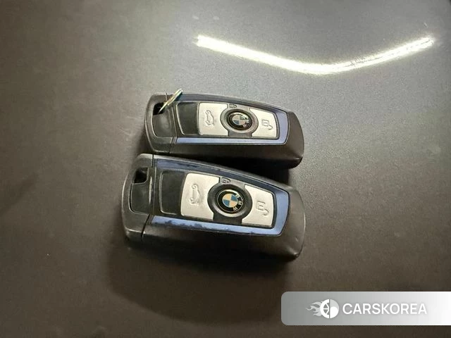 BMW 3 Series (F30) id 3820834 из Кореи 11