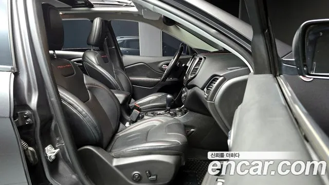 Jeep Cherokee (KL) id 2608497 из Кореи 11