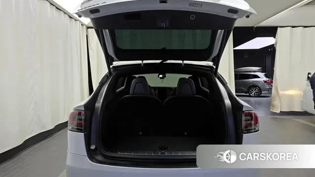 Tesla Model X id 3188225 из Кореи 11