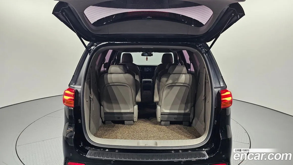 Kia The New Carnival id 2000751 из Кореи 11