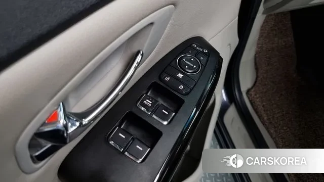 Kia The New Carnival id 3039175 из Кореи 11