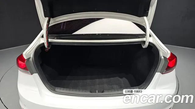 Hyundai Avante AD id 2237059 из Кореи 11