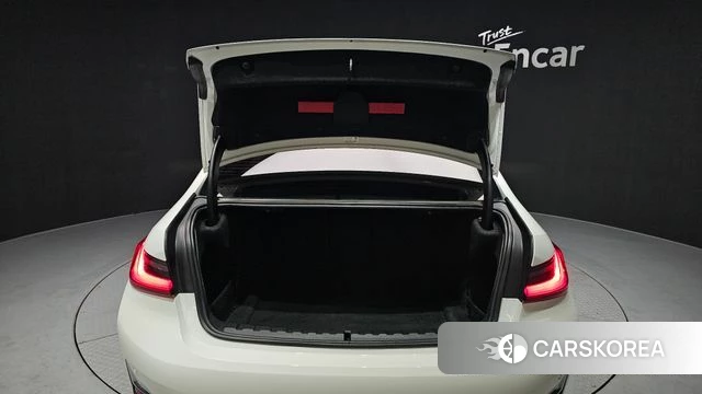 BMW 3 Series (G20) id 3840139 из Кореи 11