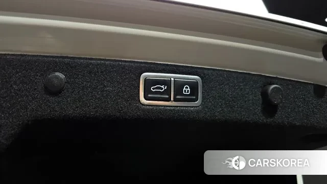 Hyundai Grandeur (GN7) id 3400532 из Кореи 11