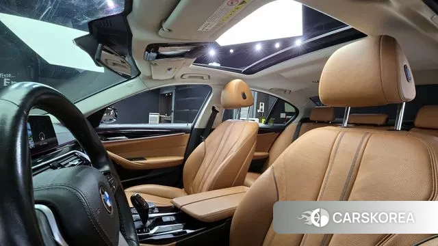 BMW 5 Series (G30) id 3000428 из Кореи 11