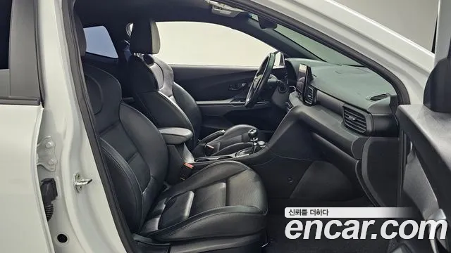 Hyundai Veloster (JS) id 2665364 из Кореи 11