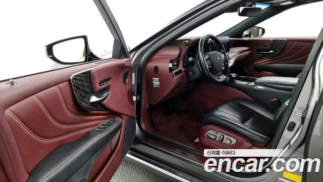 Lexus LS500h 5th generation id 2530394 из Кореи 11