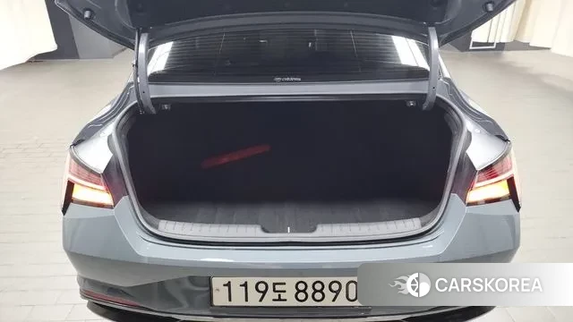 Hyundai Avante Hybrid (CN7) id 2931878 из Кореи 11