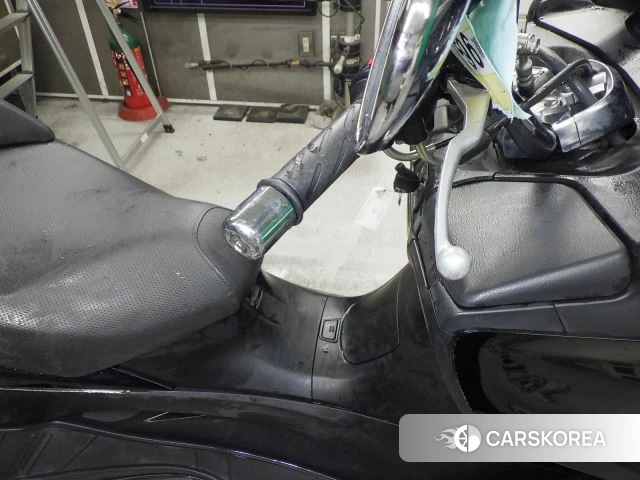 Suzuki SKYWAVE 250S id 3947639 из Японии 11