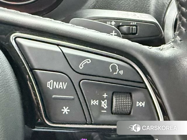 Audi Q2L id 4368123 из Китая 11