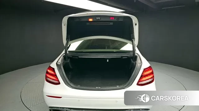Mercedes-Benz E-Class W213 id 3563066 из Кореи 11