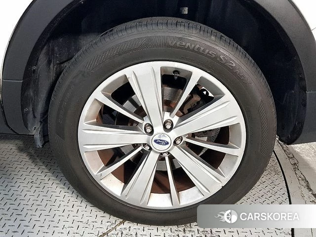 Ford Explorer id 3853948 из Кореи 11