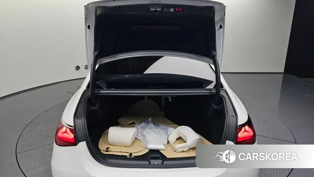 Mercedes-Benz E-Class W214 id 3909481 из Кореи 11