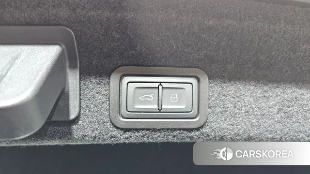 Audi A6 (C8) id 3518356 из Кореи 11