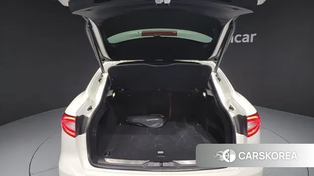 Maserati Levante id 3631131 из Кореи 11