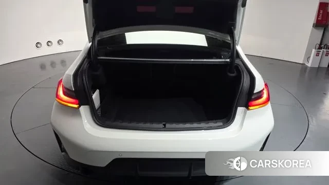 BMW 3 Series (G20) id 3212290 из Кореи 11