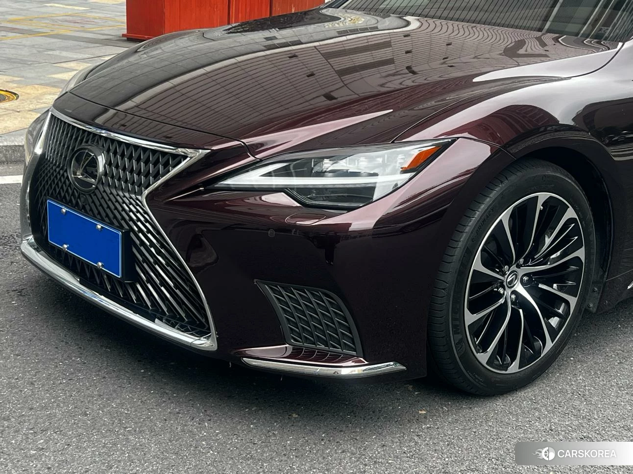 Lexus LS id 4441247 из Китая 11