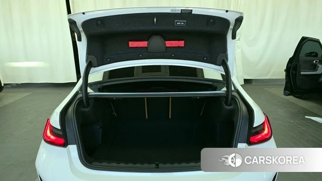 BMW 3 Series (G20) id 4201771 из Кореи 11