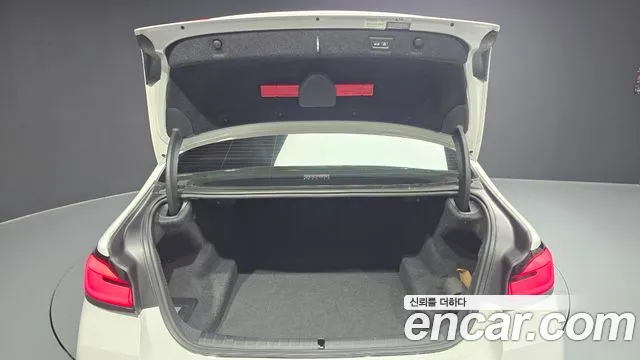 BMW 5 Series (G30) id 2640325 из Кореи 11