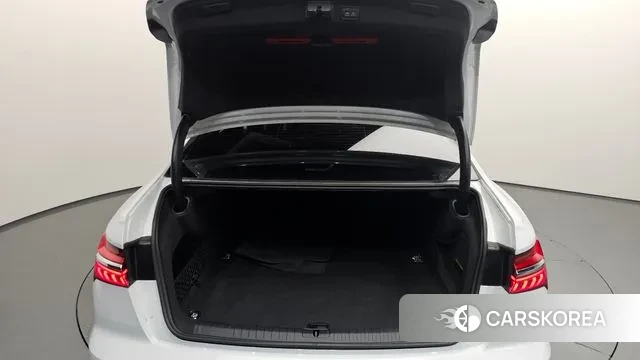 Audi A6 (C8) id 3687101 из Кореи 11