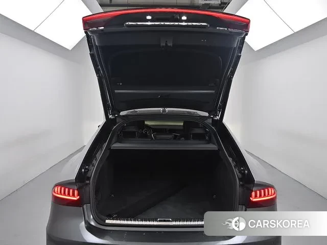Audi A7 (4K) id 3016931 из Кореи 11