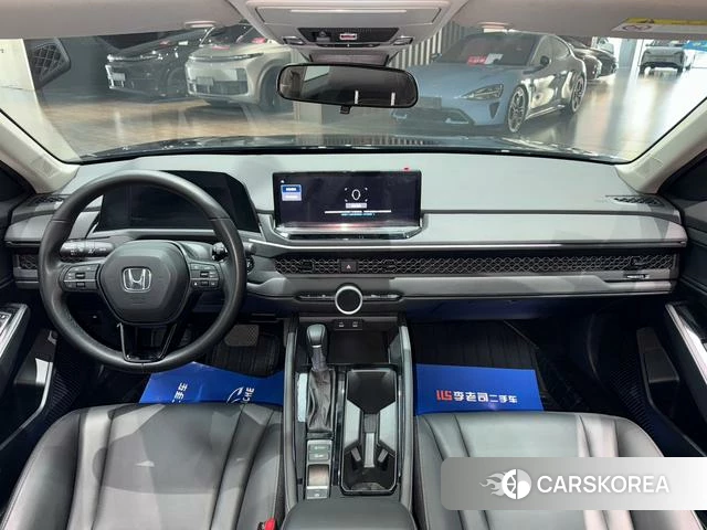 Honda Accord id 4299819 из Китая 11