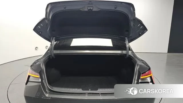 Hyundai Avante Hybrid (CN7) id 3765476 из Кореи 11