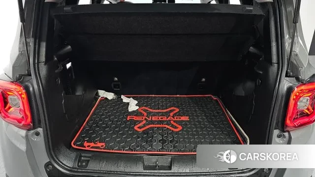 Jeep Renegade id 3656034 из Кореи 11