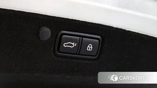 Hyundai The New Grandeur IG Hybrid id 3712838 из Кореи 11