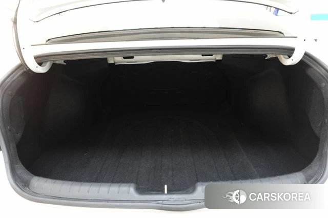 Hyundai Avante Hybrid (CN7) id 4367143 из Кореи 11