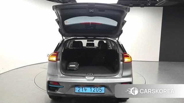 Kia Niro EV id 4764116 из Кореи 11