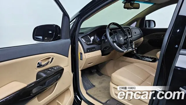 Kia The New Carnival id 2619092 из Кореи 11