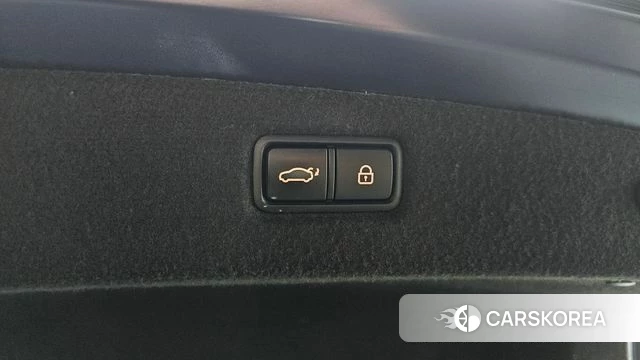 Genesis G90 id 3886198 из Кореи 11