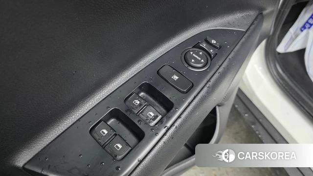 Kia Stonic id 4351244 из Кореи 11