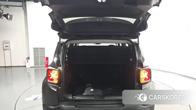 Jeep Renegade id 3391142 из Кореи 11