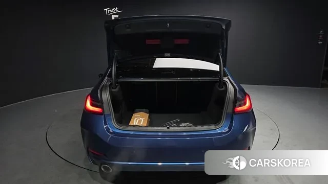 BMW 3 Series (G20) id 3605781 из Кореи 11