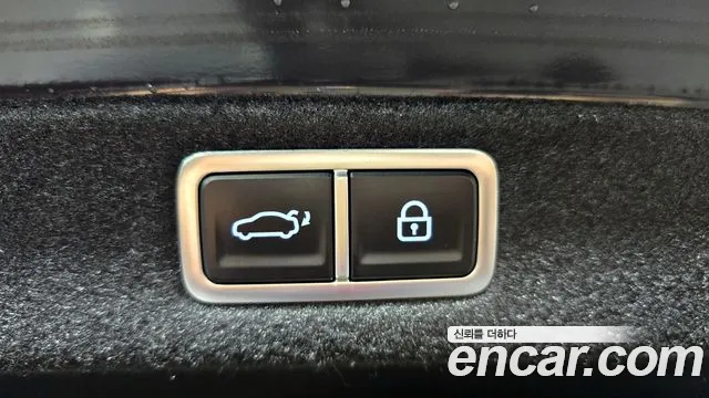 Hyundai Grandeur (GN7) id 2389497 из Кореи 11