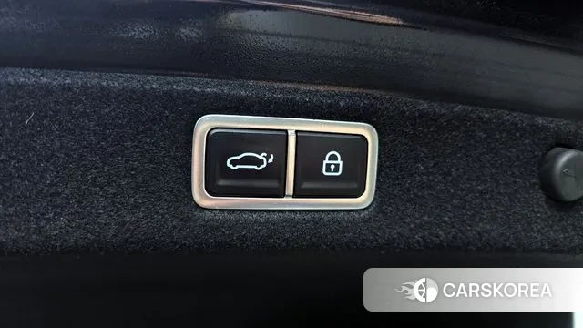 Hyundai Grandeur (GN7) id 3555590 из Кореи 11