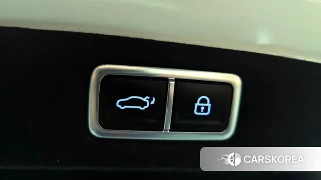 Hyundai Grandeur (GN7) id 3776160 из Кореи 11