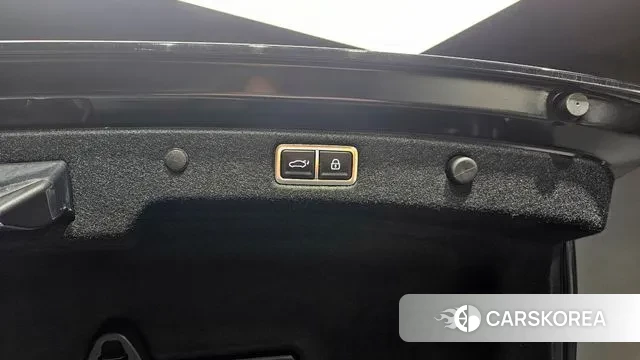 Hyundai Grandeur (GN7) id 3400203 из Кореи 11