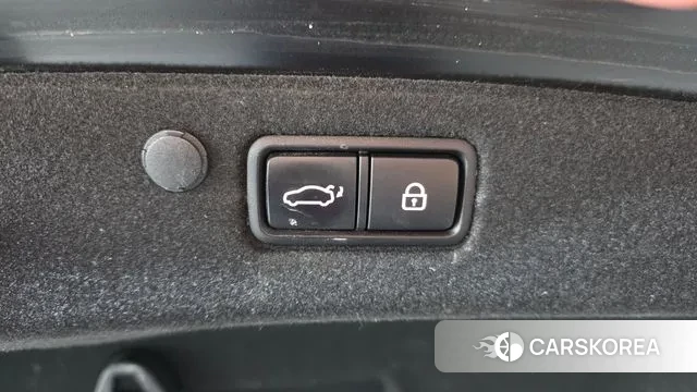 Hyundai The New Grandeur IG id 3396148 из Кореи 11