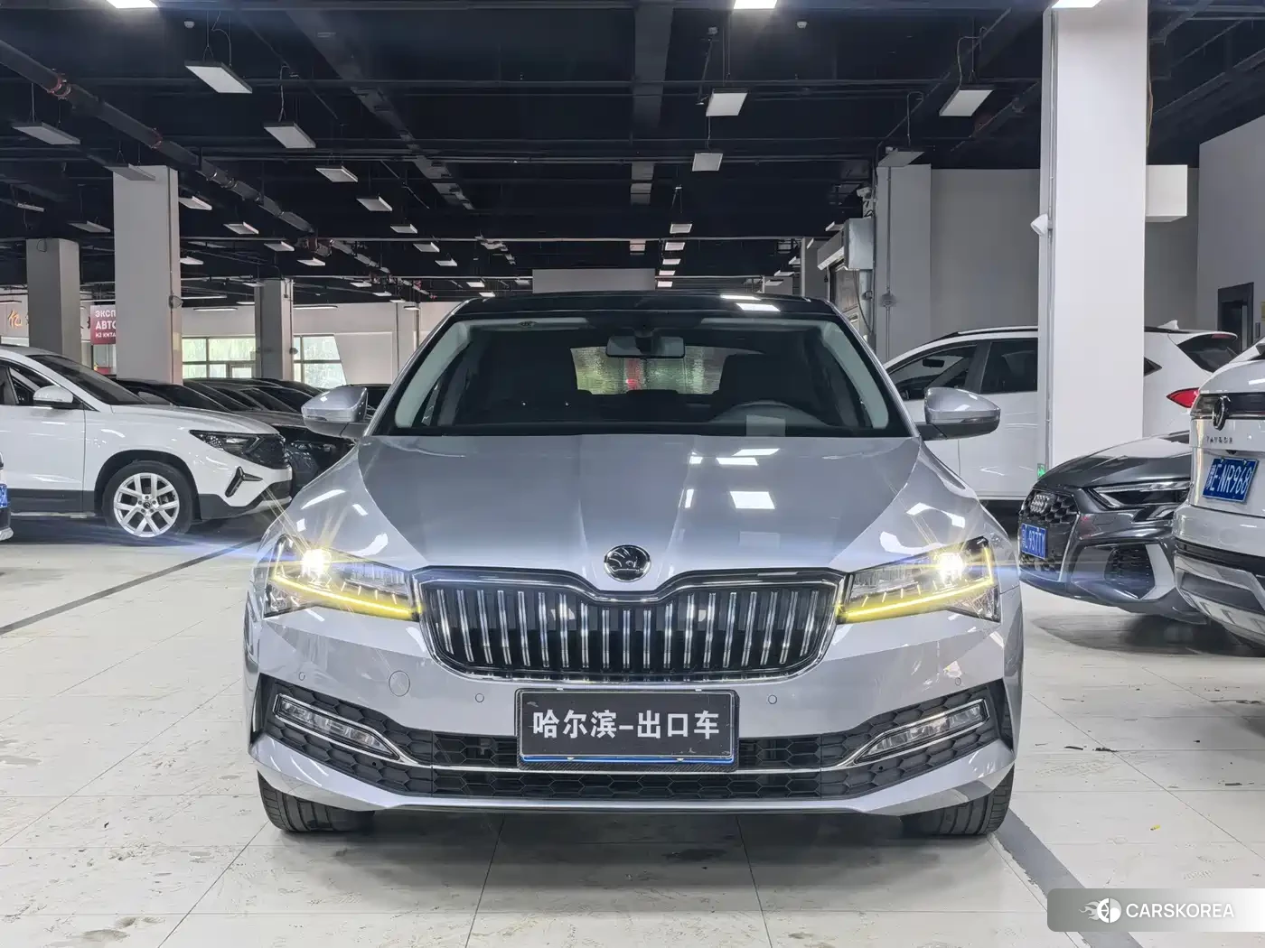Skoda Superb id 4653951 из Китая 11