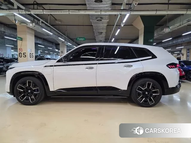 BMW XM (G09) id 3523638 из Кореи 11