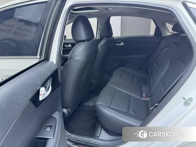 Kia K3 id 4259541 из Китая 11