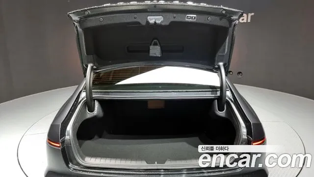 Hyundai Grandeur (GN7) id 2734925 из Кореи 11