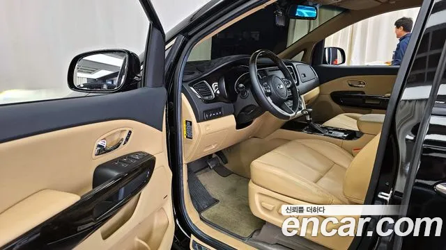 Kia The New Carnival id 2702488 из Кореи 11