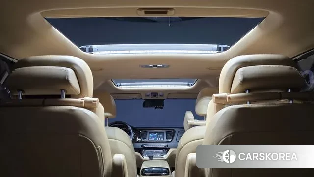 Kia The New Carnival id 2510147 из Кореи 11