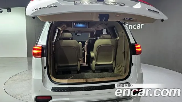 Kia The New Carnival id 2492435 из Кореи 11