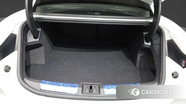 Porsche Taycan id 4202984 из Кореи 11